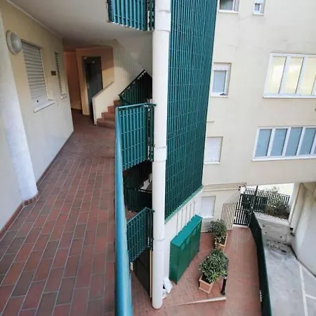 Vivere Astra Aparthotel 3*