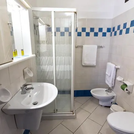 Vivere Astra 3* Triest